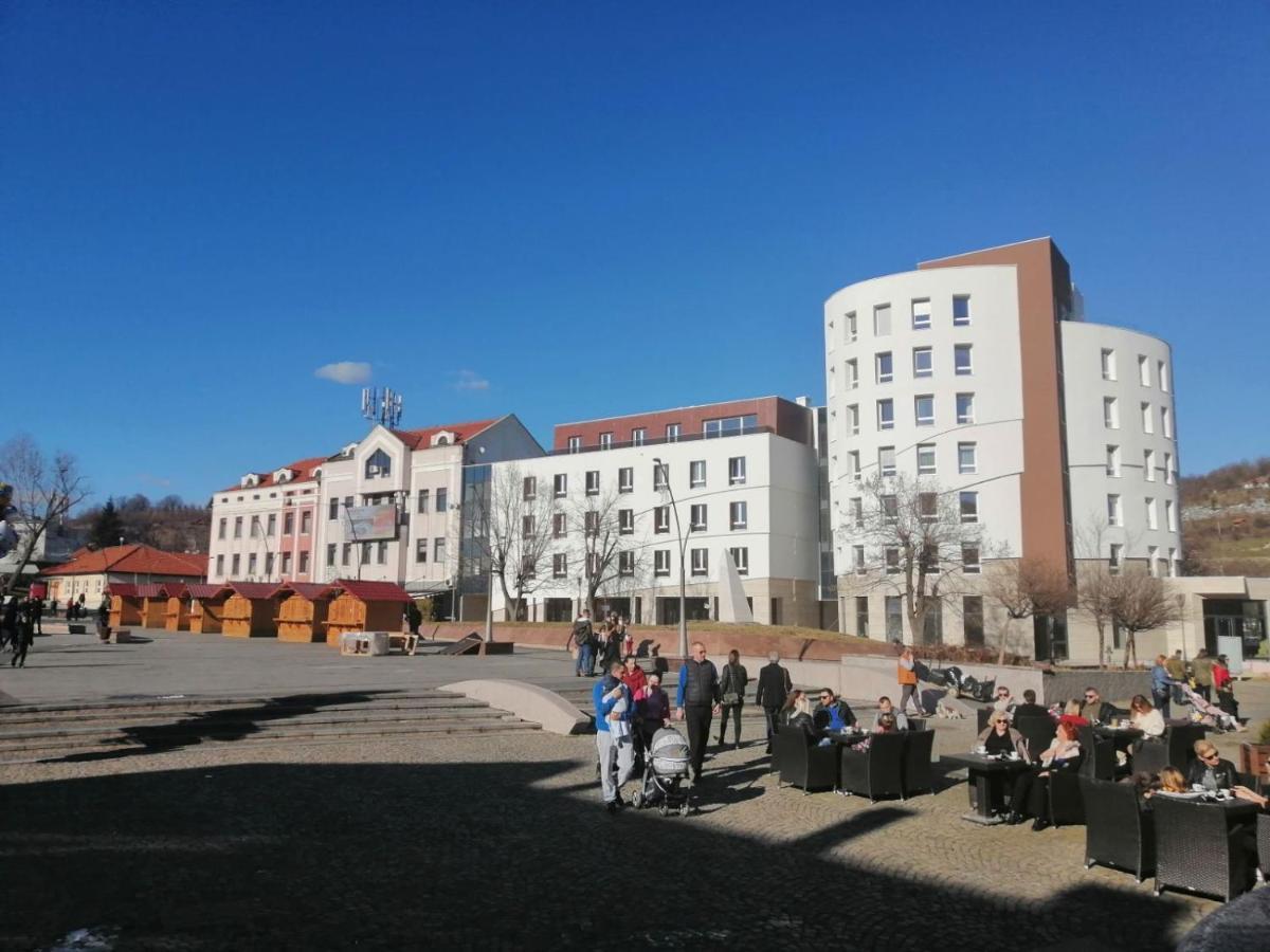 Apartman Viktoria Tuzla Exterior photo